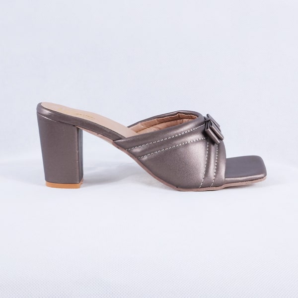 Cemic copper block heels sandals
